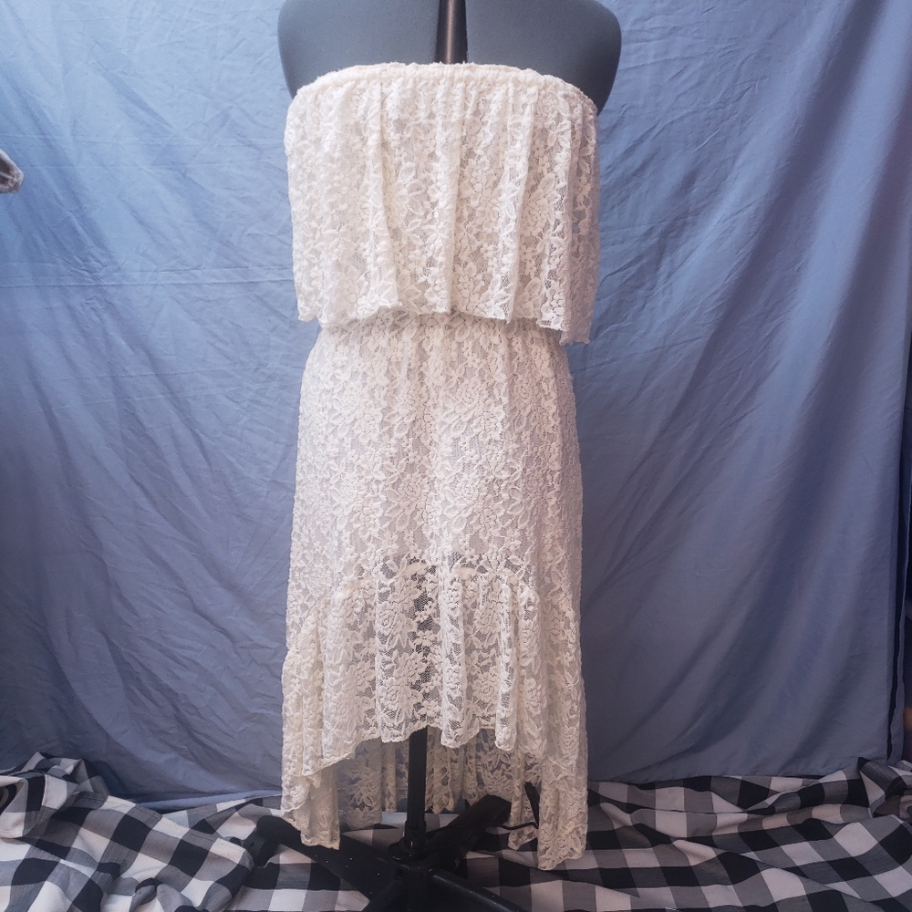 Elan Strapless White Lace Dress